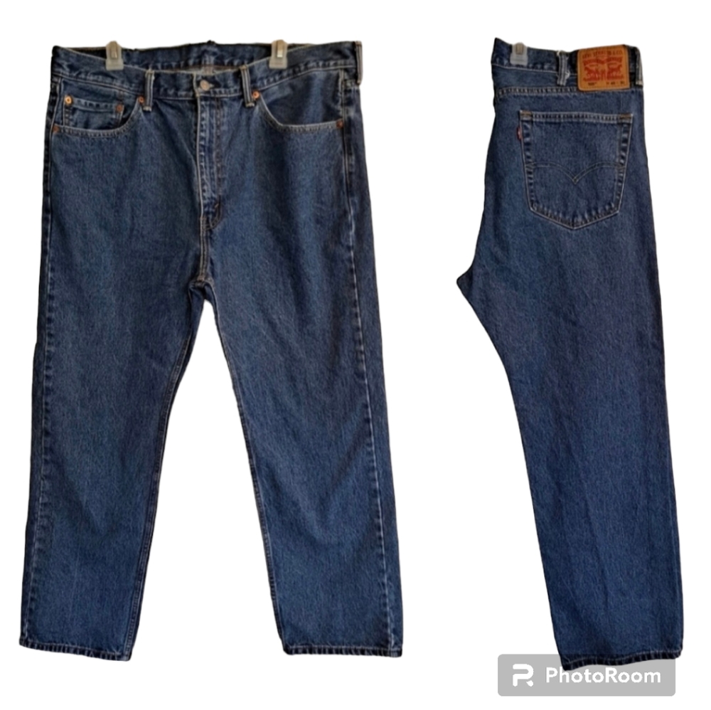 Levi's 505 medium wash relaxed fit blue jeans